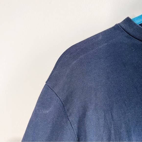 Vineyard Vines Long Sleeve Dark Blue & Black Wash VV-98 Design Small Unisex Tee - Picture 3 of 7